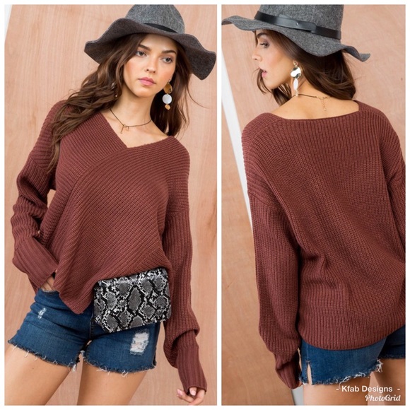 🛍LAST 3! V Neck Sweater with Diagonal Detail! - Picture 3 of 6